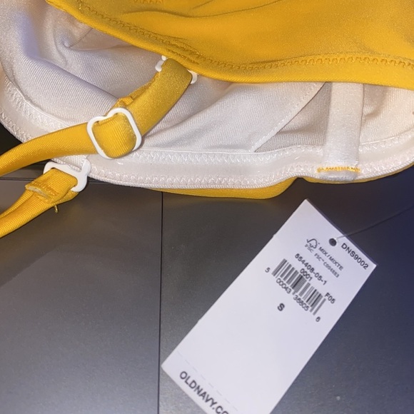 Convertible Bandeau Underwire Swim Top for Women - Picture 7 of 8